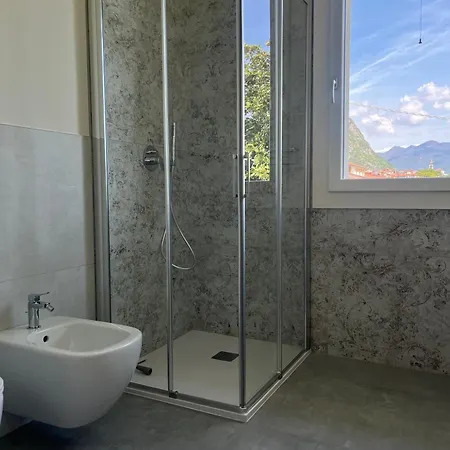 Anna - View *